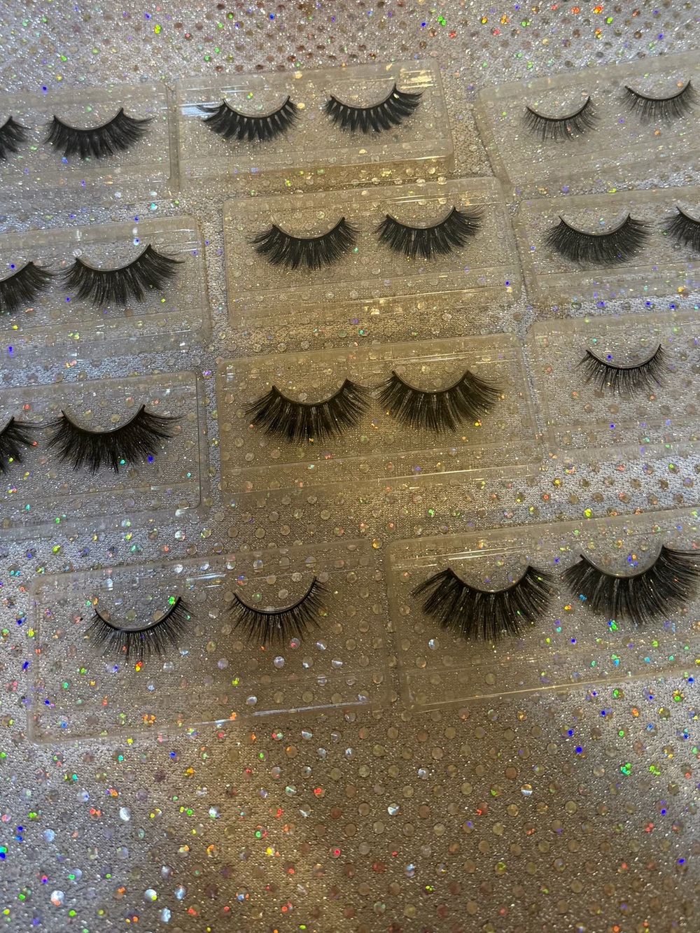 Voluminous Black False Eyelashes - Dramatic Lash Pairs